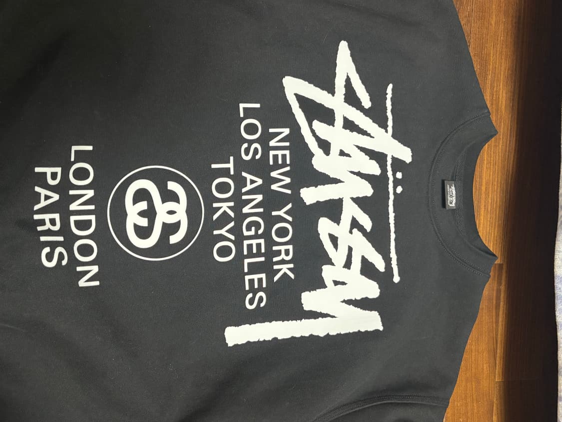 스투시 월드투어 크루넥 맨투맨 s사이즈 후드티 상품이미지1