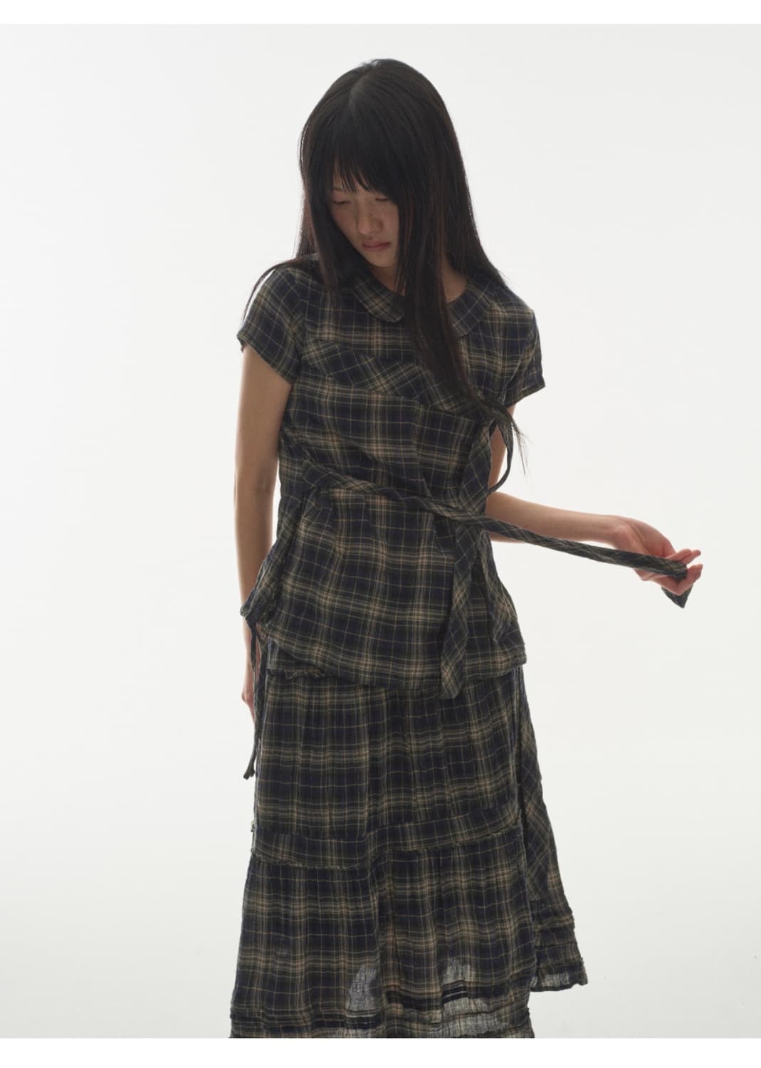 코이세이오 보우 블라우스 + 셔링 미디 스커트 셋업 판매 상품이미지1