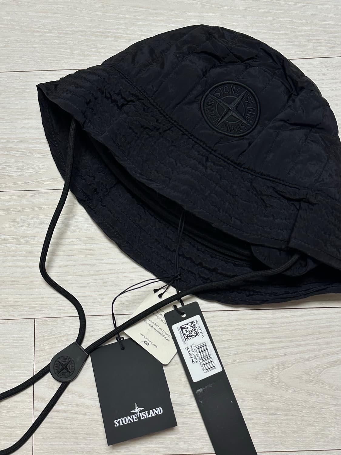 스톤아일랜드 로고 패디드 버킷햇 22fw XL 새상품 상품이미지1