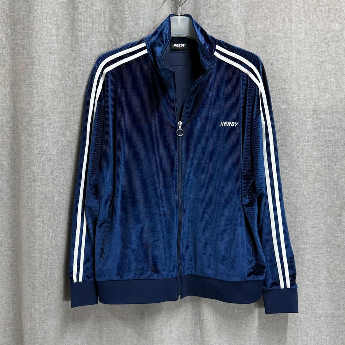 [L] 널디 벨벳 트레이닝 상하의 셋업 네이비 세트 상품이미지2