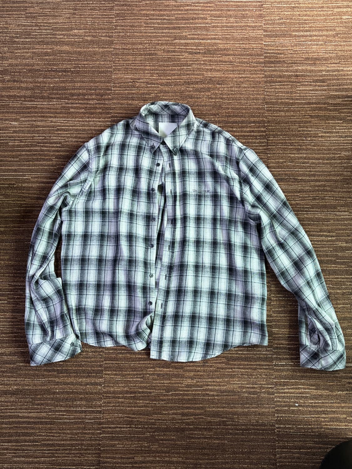 언더마이카 무.120 오리지널 로고 베이직 롱슬리브 체크셔츠 베이지 블랙 상품이미지3