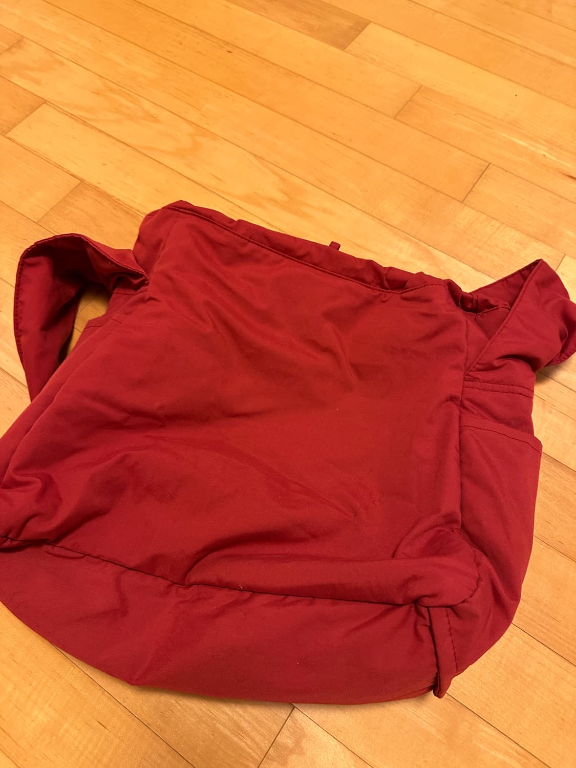 유니클로 C 소프트 퍼피 숄더백 레드  상품이미지2