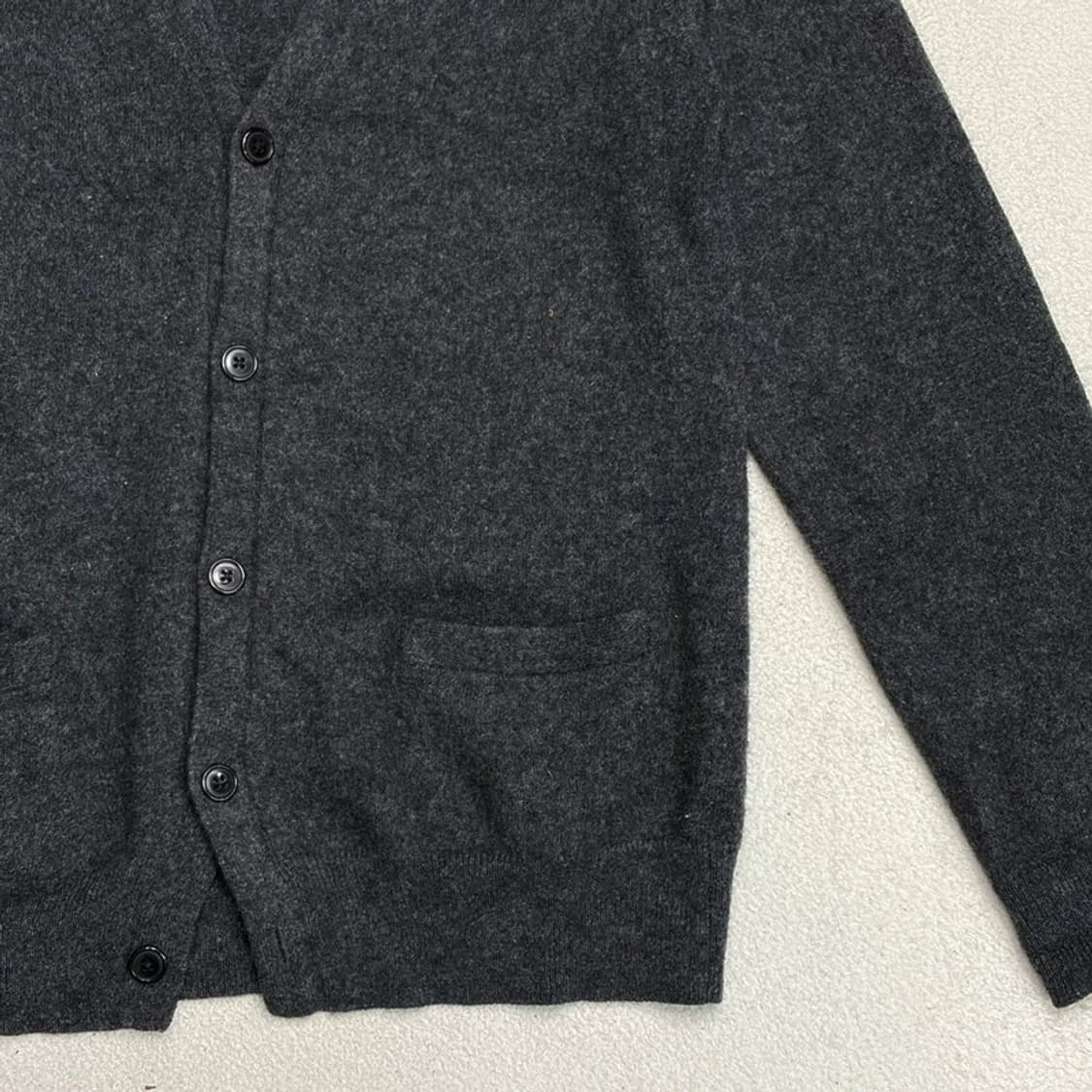 UNIQLO 캐시미어 100% 브이넥 가디건 M 상품이미지2