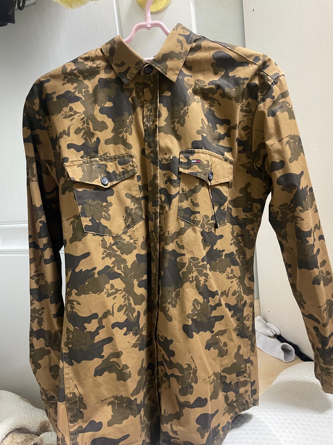 tommy hilfig 카모셔츠 상품이미지1