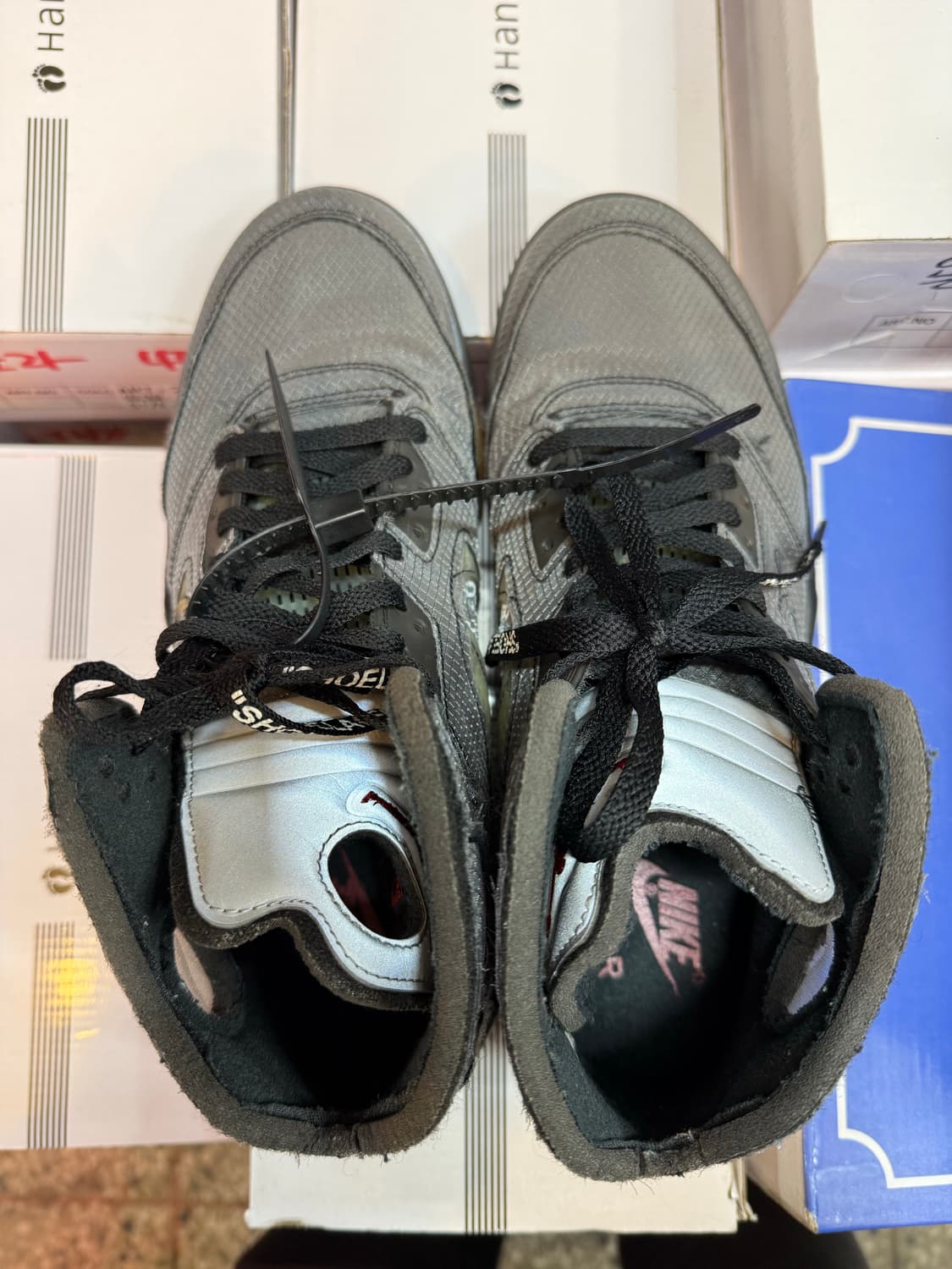 (290) 나이키 오프화이트 조던5 블랙 모슬린 상품이미지2