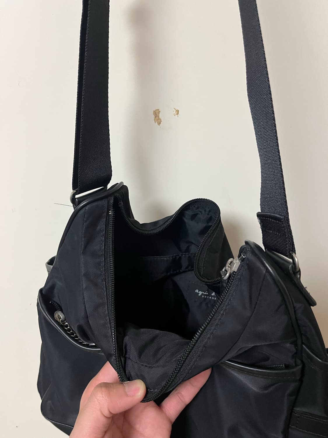 Agnes B nylon leather cross bag 상품이미지6