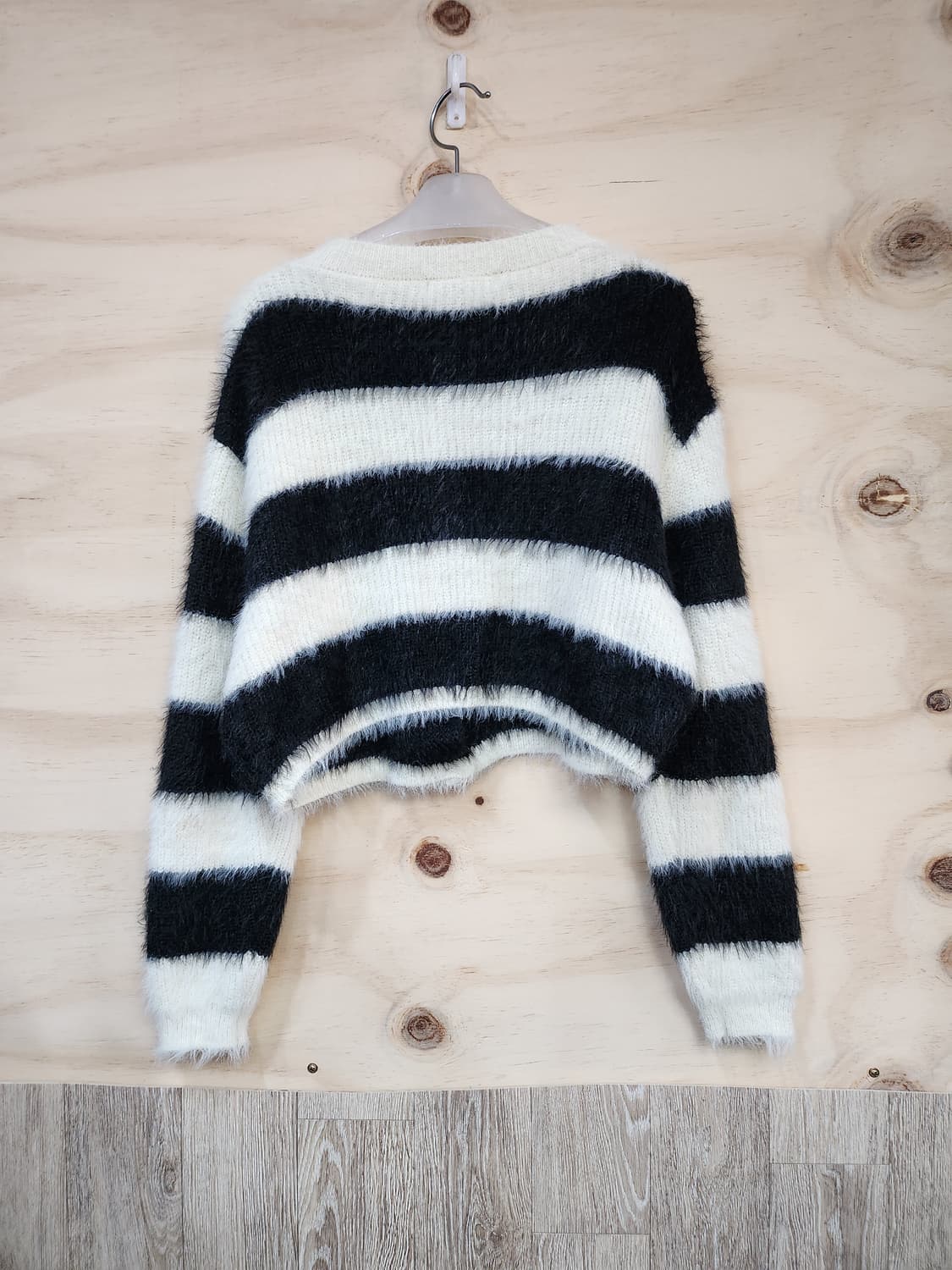 599) 스튜디오화이트 스트라이프 크롭 가디건 상품이미지2