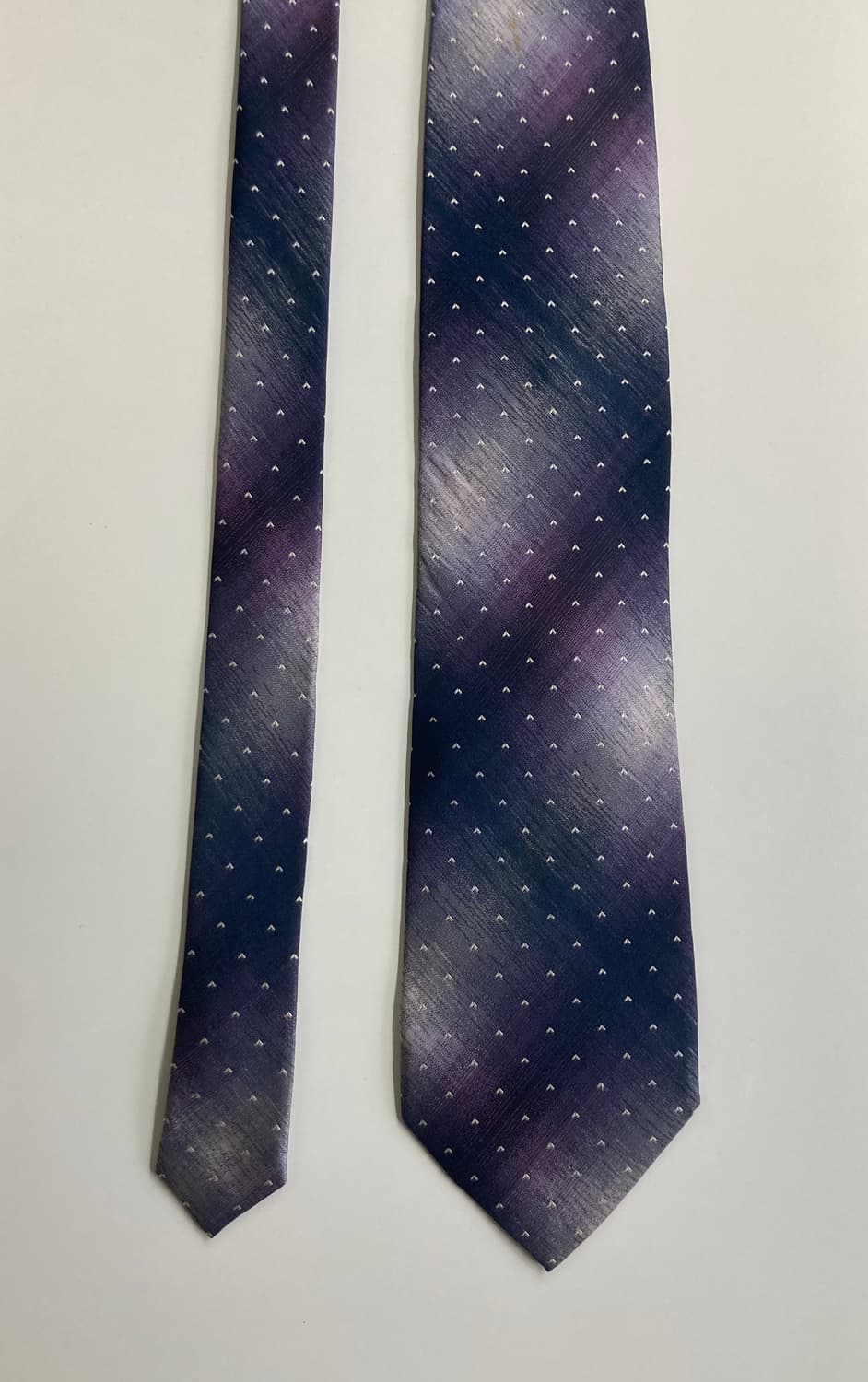 입생로랑 넥타이 상품이미지1