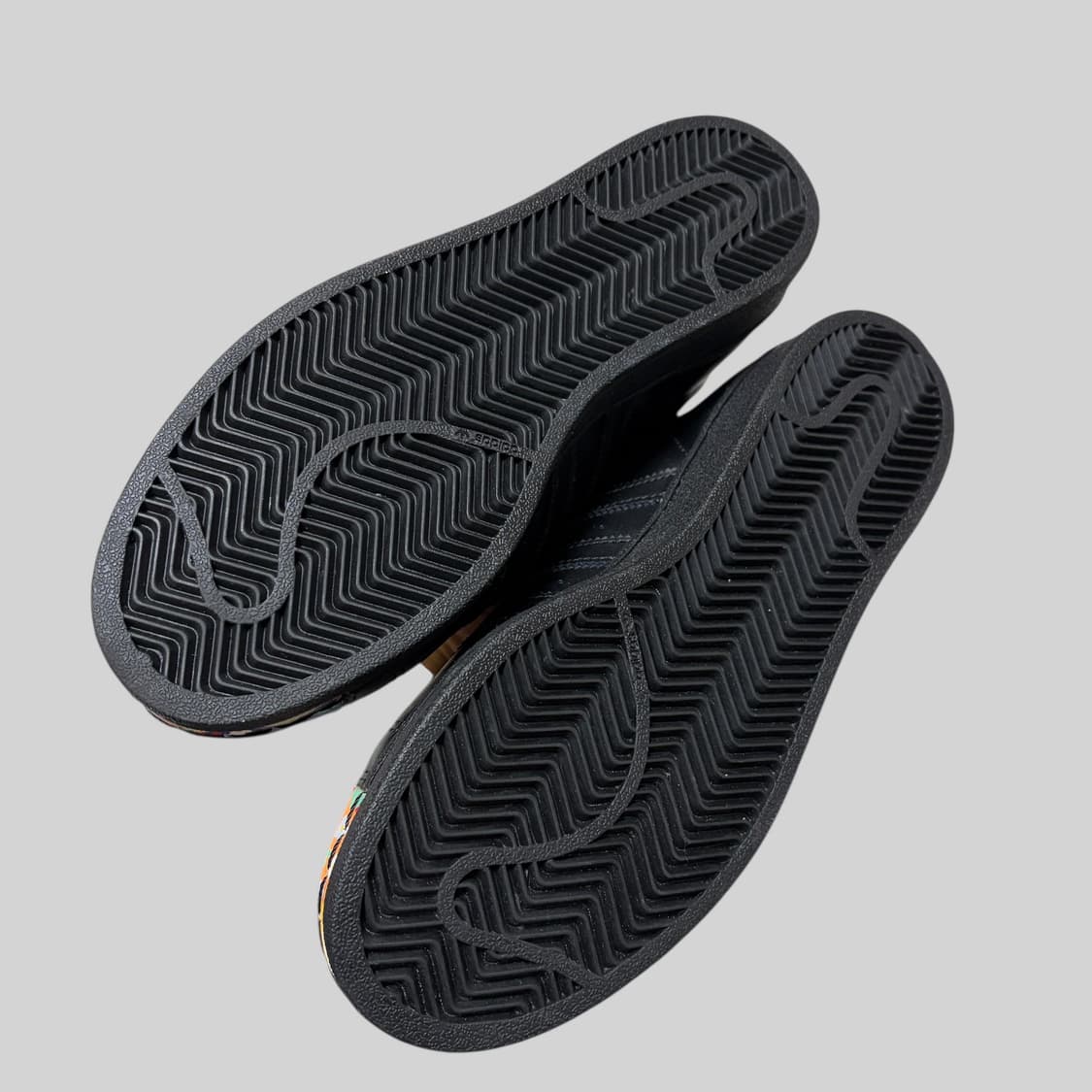 아디다스 x 퍼렐 윌리엄스 슈퍼스타 270 상품이미지2