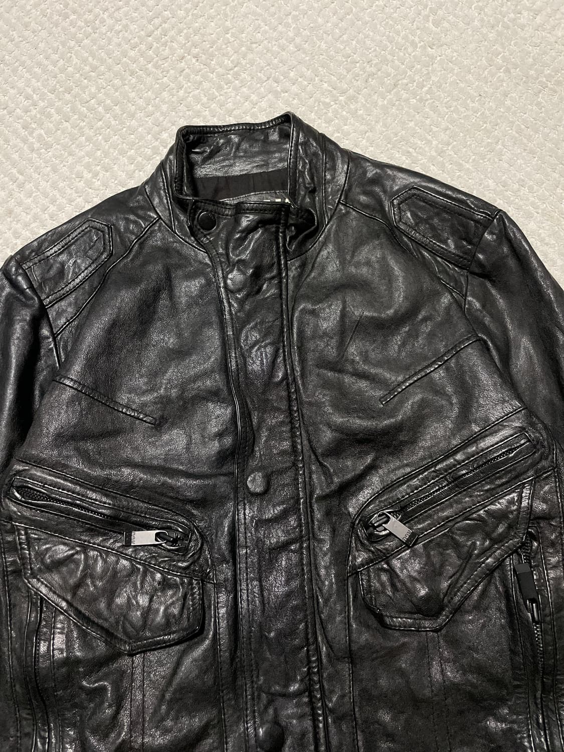 DRESS TO KILL 웨스턴 무드 램스킨 양가죽 바이커 절개 레더 상품이미지4