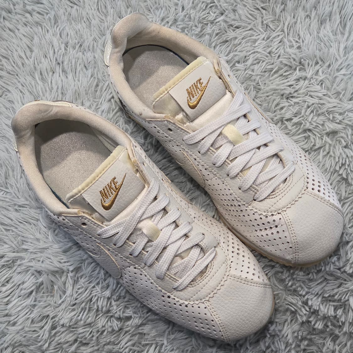 8q-5:나이키 코르테즈 화이트 펀칭 레더 (24.5cm) 상품이미지5