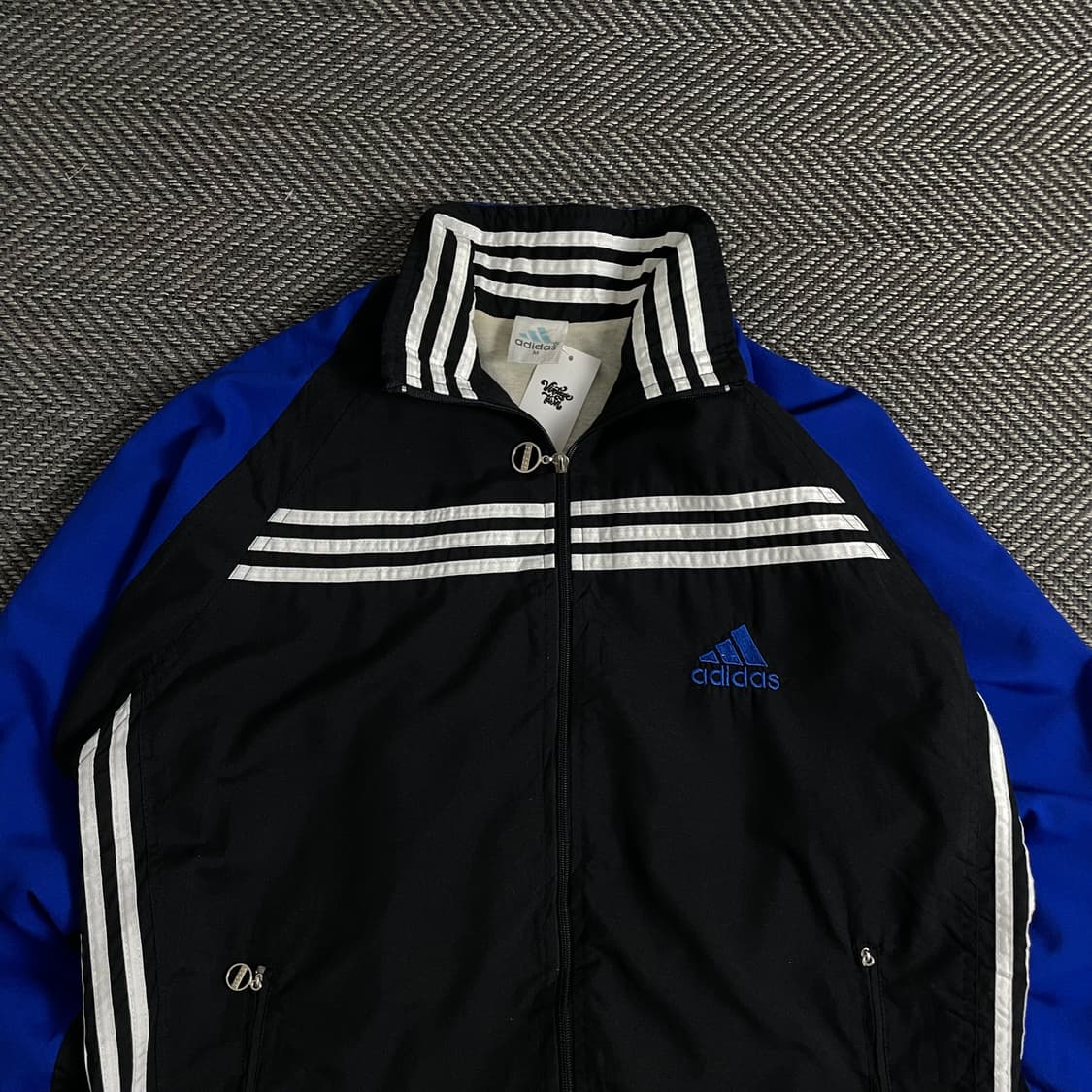 00s 아디다스 올드스쿨 박시핏 바람막이 o 3322 상품이미지4