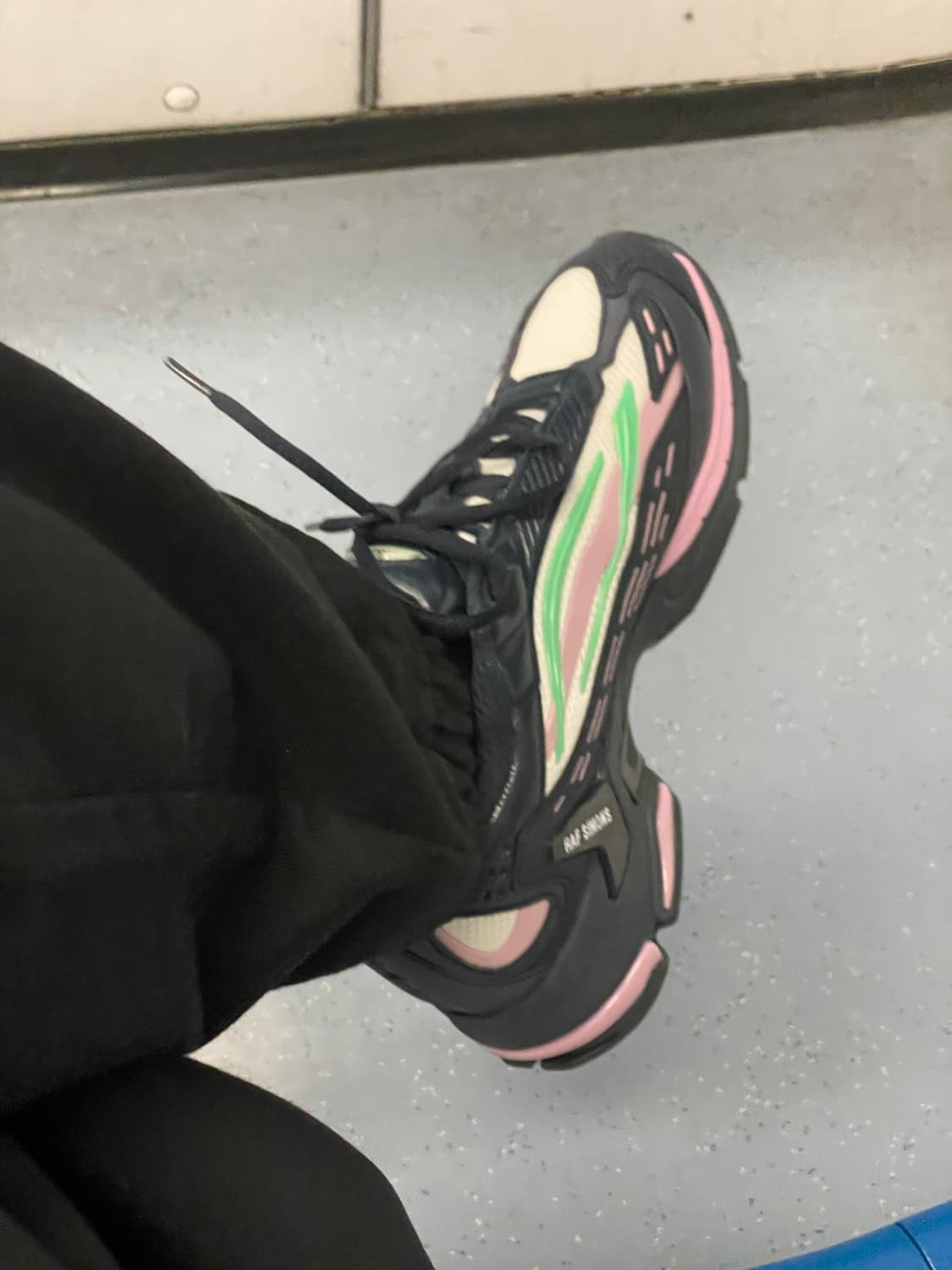 라프 시몬스 ultraceptre 상품이미지10