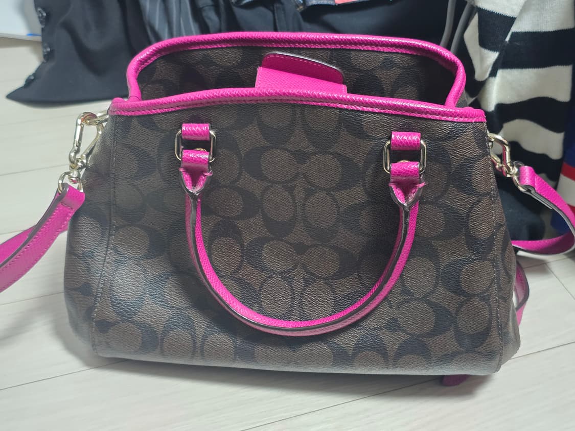 코치 크로스백 상품이미지2