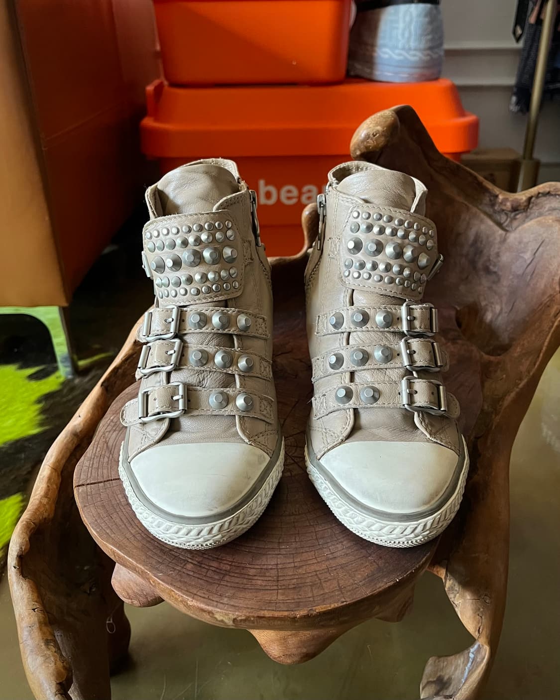 ASH Metallic Studs Leather High-top 상품이미지2