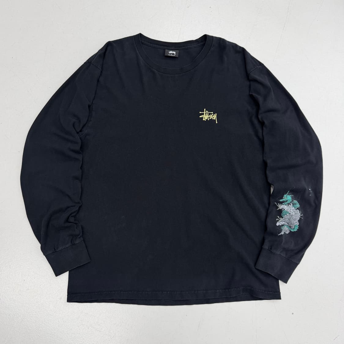  스투시 용 드래곤 프린팅 롱슬리브 블랙 상품이미지2