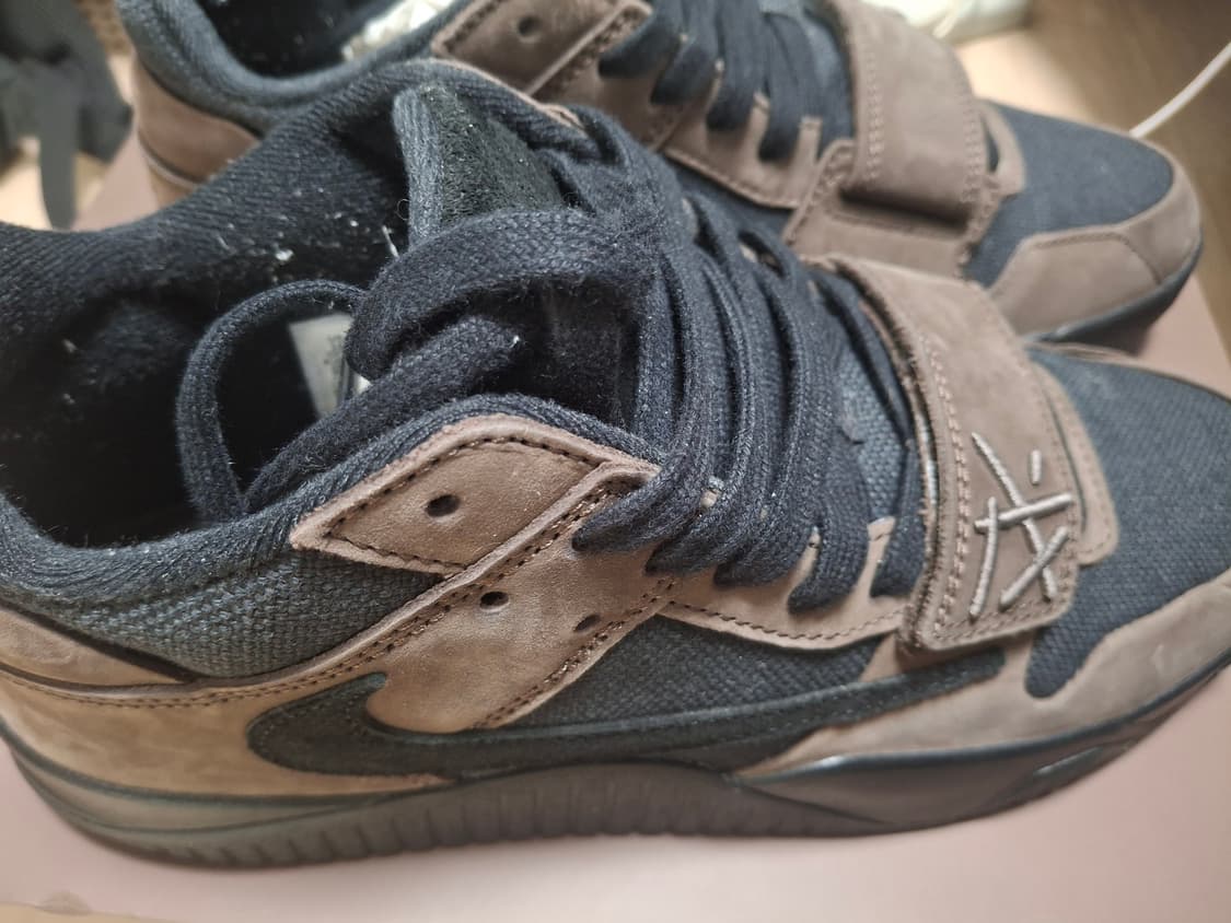 나이키 트래비스스캇x점프맨 다크모카 280 상품이미지3