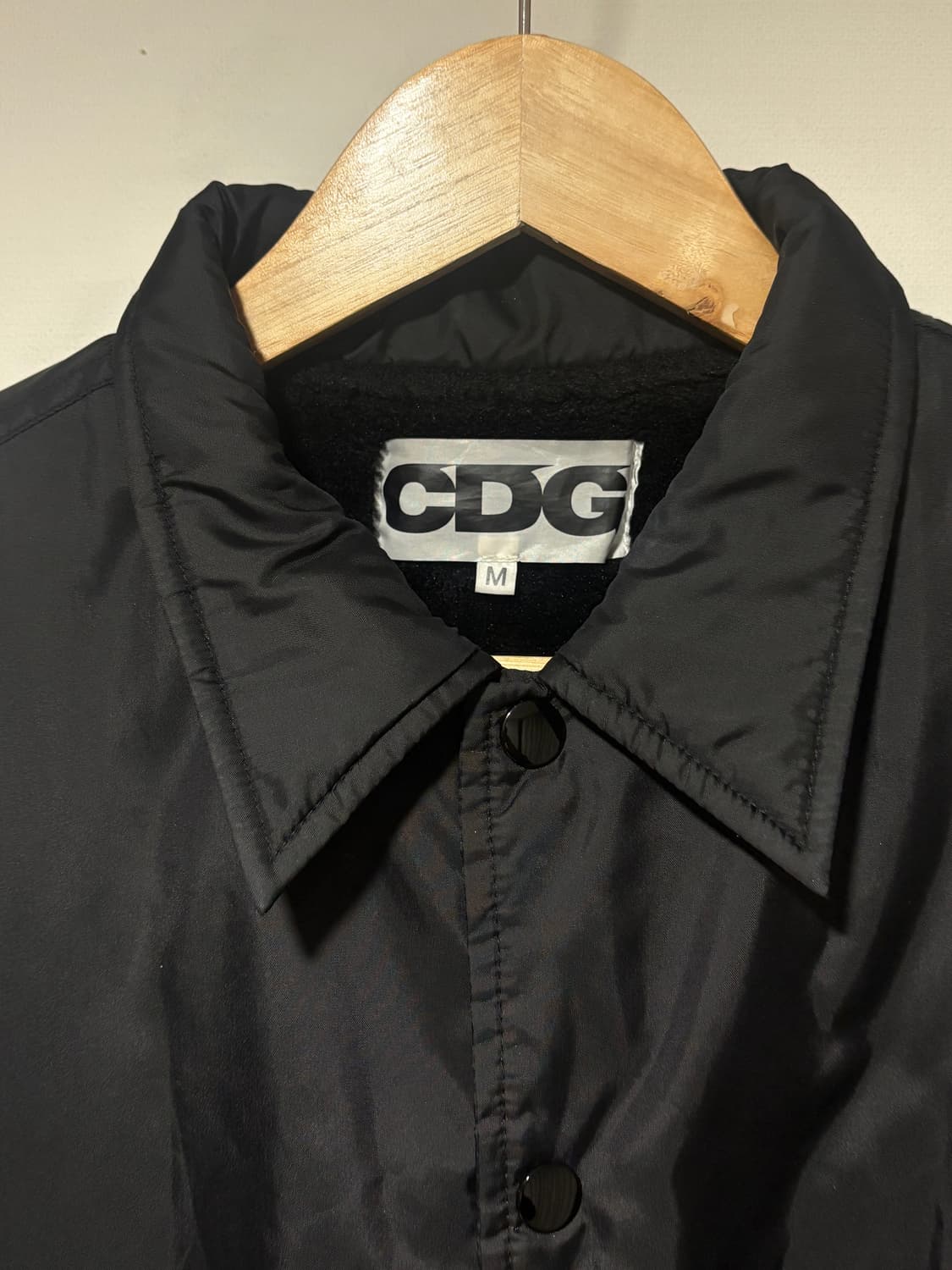 꼼데가르송 CDG 코치 퍼자켓 블랙 M 상품이미지3