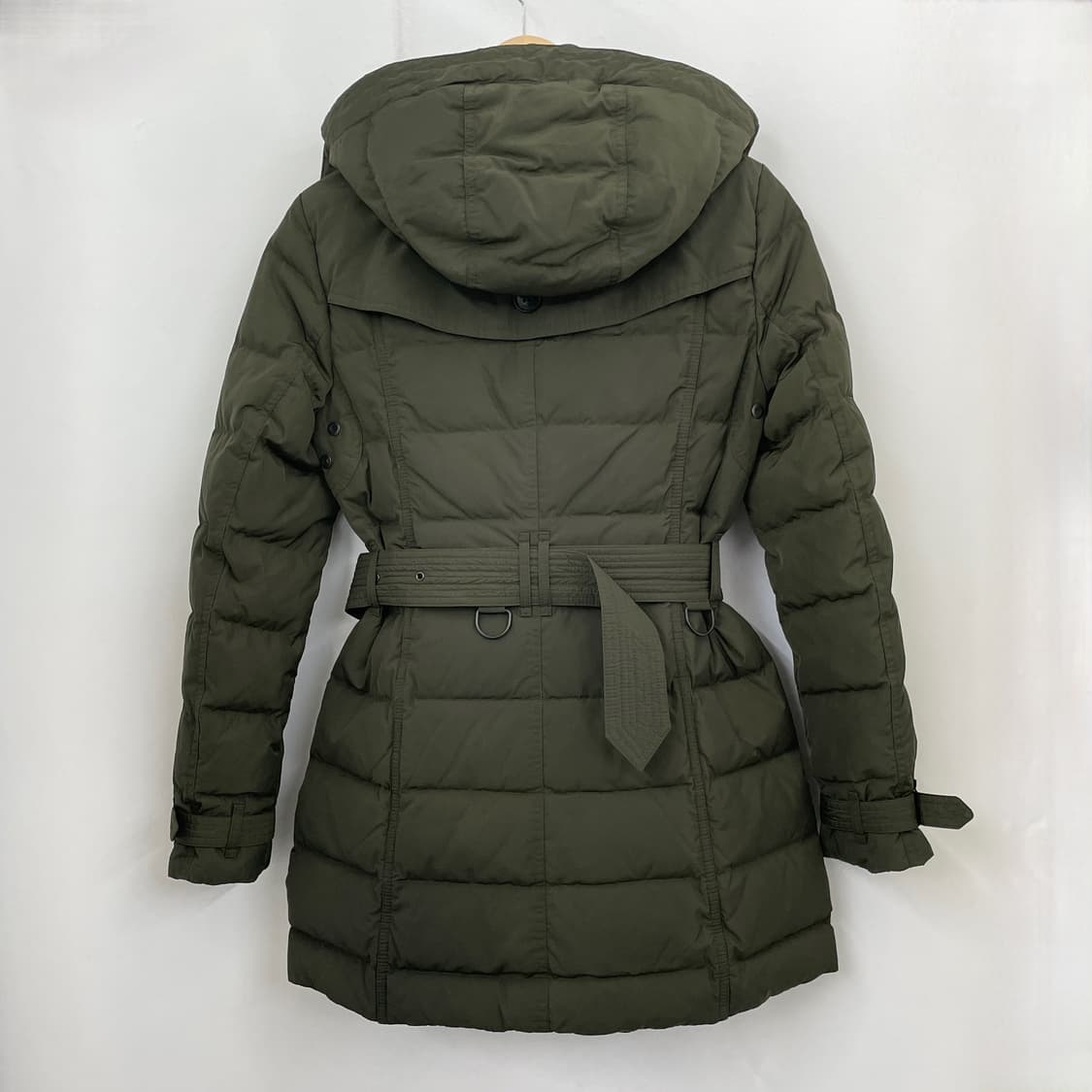 버버리 벨티드  패딩 코트  상품이미지2