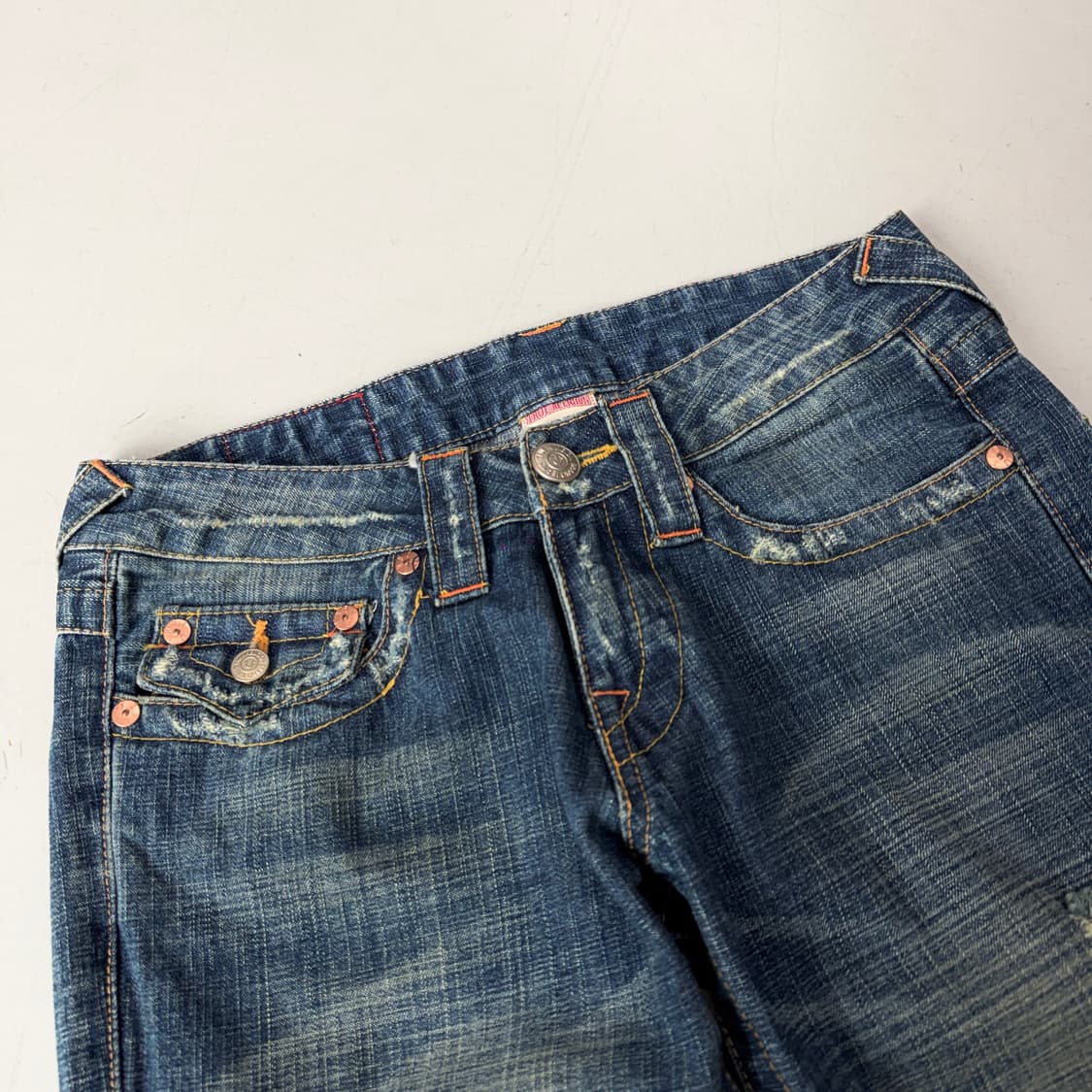 트루릴리전 Y2K 조이 부츠컷 디스트레스드 데님팬츠 상품이미지4