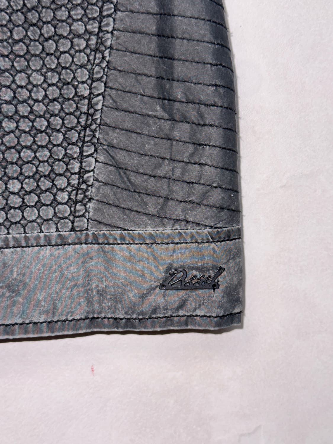 DIESEL charcoal quilting zipup skirt 상품이미지3