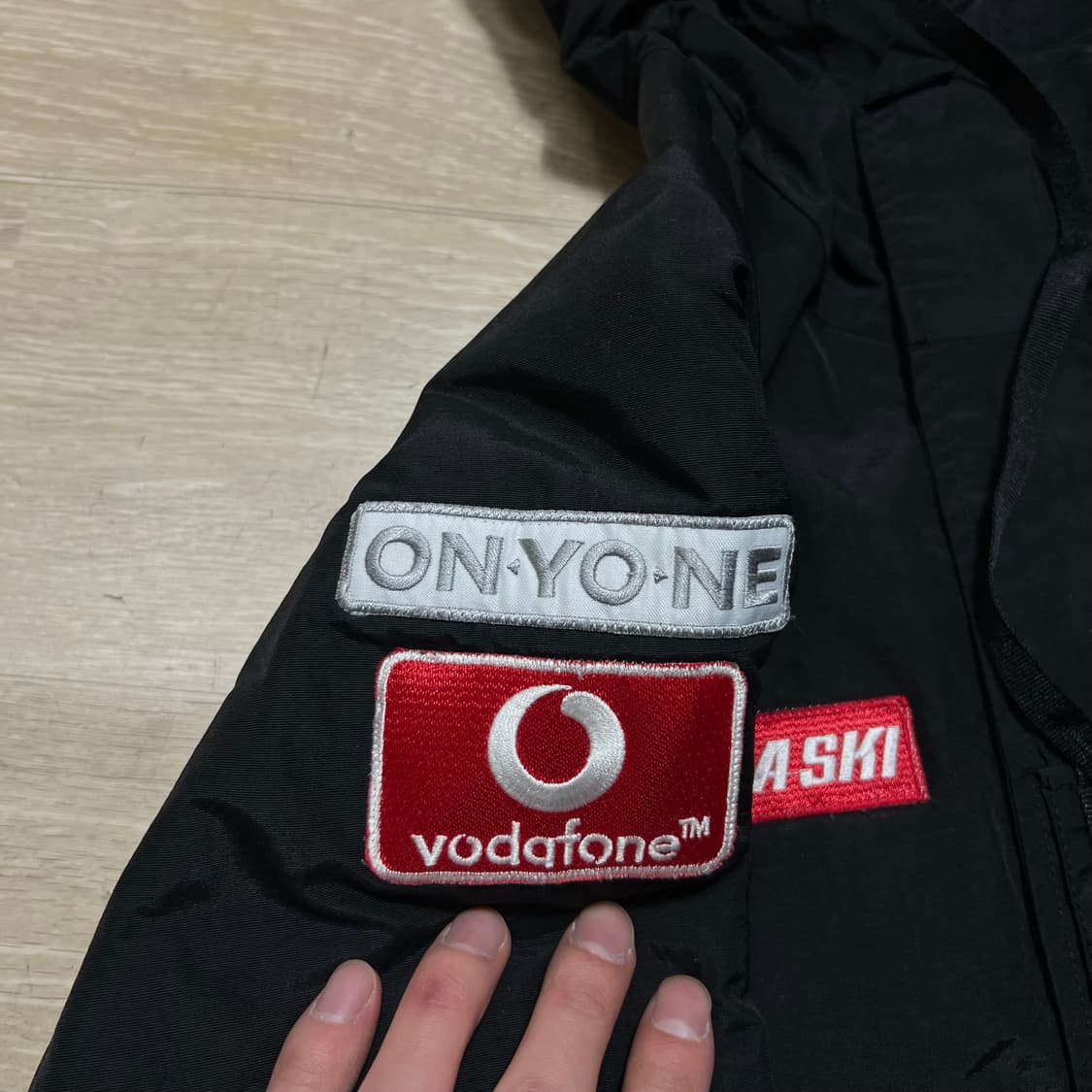 살로몬 벤츠 스폰서 패치 후드 바람막이 점퍼 [블랙] S/90 상품이미지5