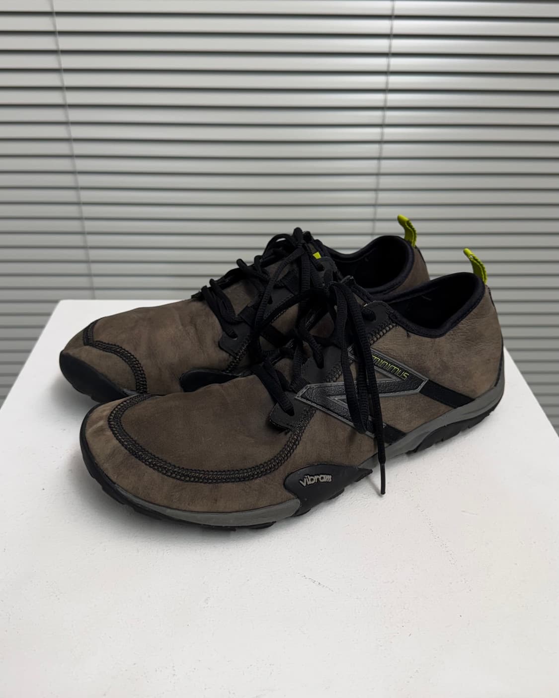 뉴발란스 미니머스 레더 mt10lg 상품이미지1