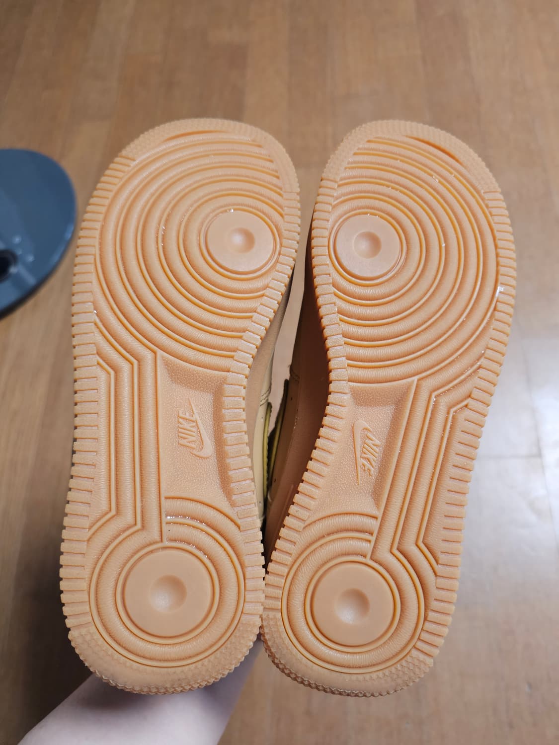 나이키 에어포스1  된장포스 245 상품이미지6