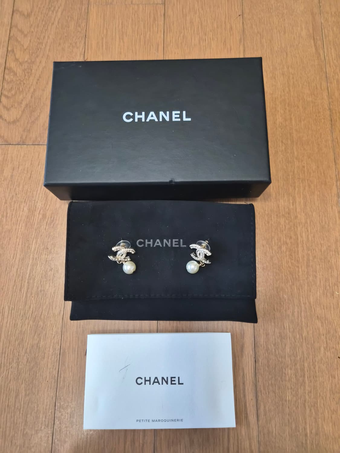 (정품) 샤넬 크리스탈 CC로고 진주 드롭 귀걸이 (명품 여성 목걸이 팔 상품이미지2