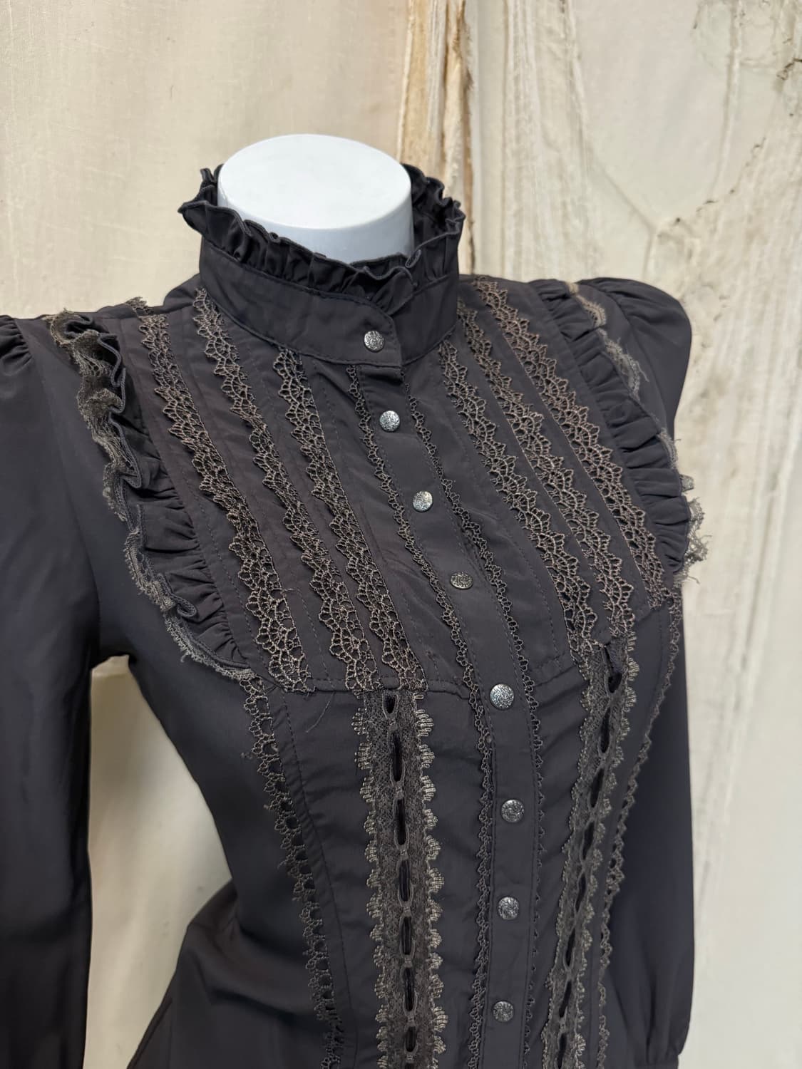 Ozz on Lace Detail Shirt 상품이미지2