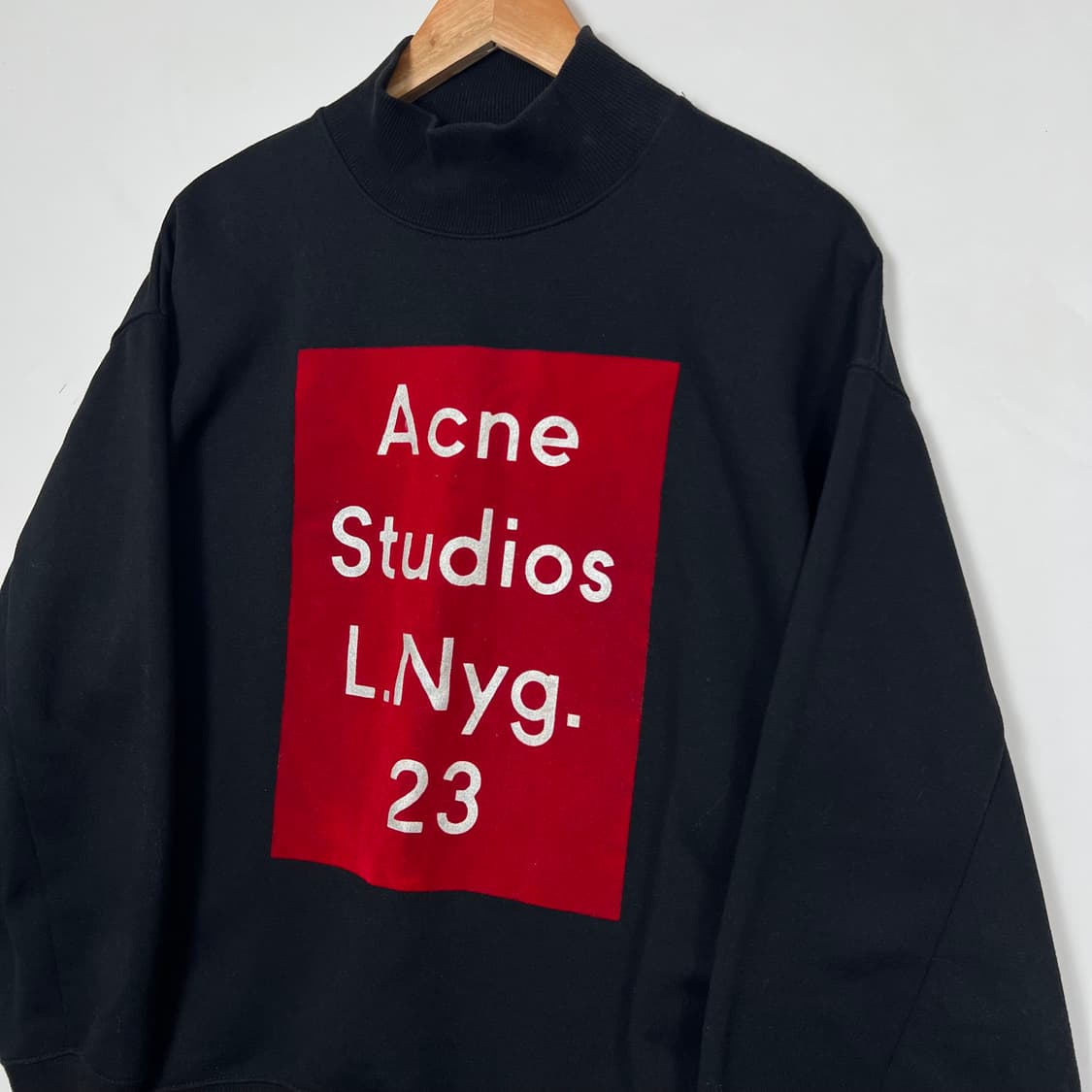 아크네스튜디오 베타 맨투맨 상품이미지2