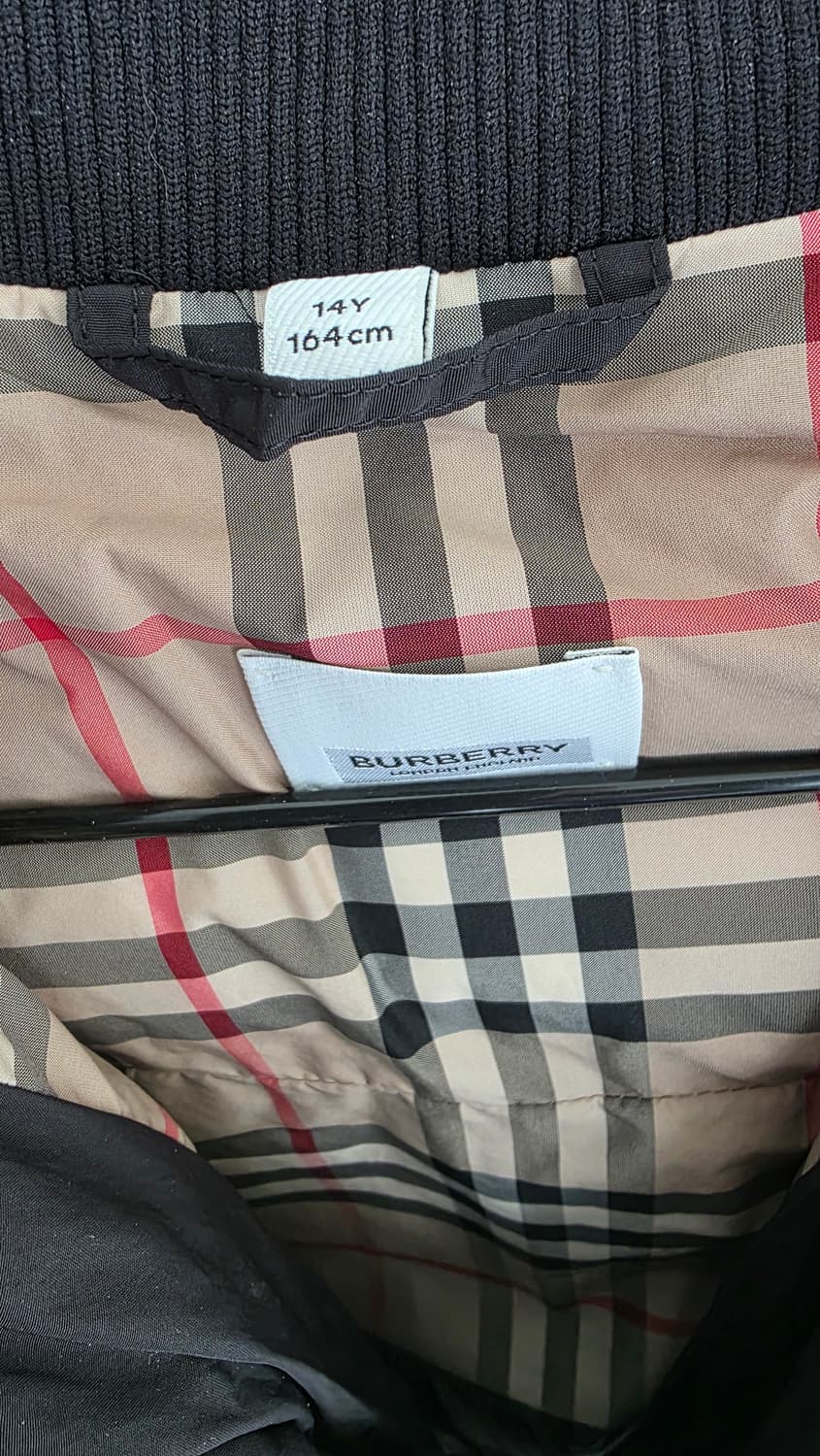 버버리 초등학생 . 여성 패딩 상품이미지2