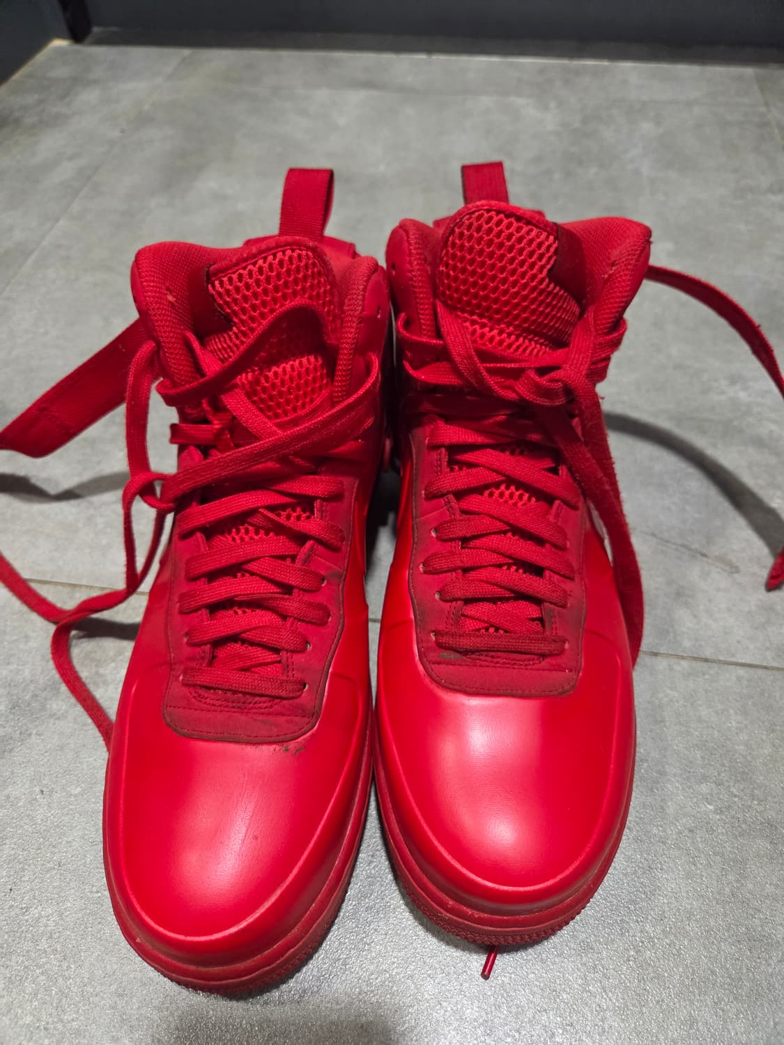 나이키 에어포스 1 폼포짓 레드 280 BV1172-600 상품이미지1