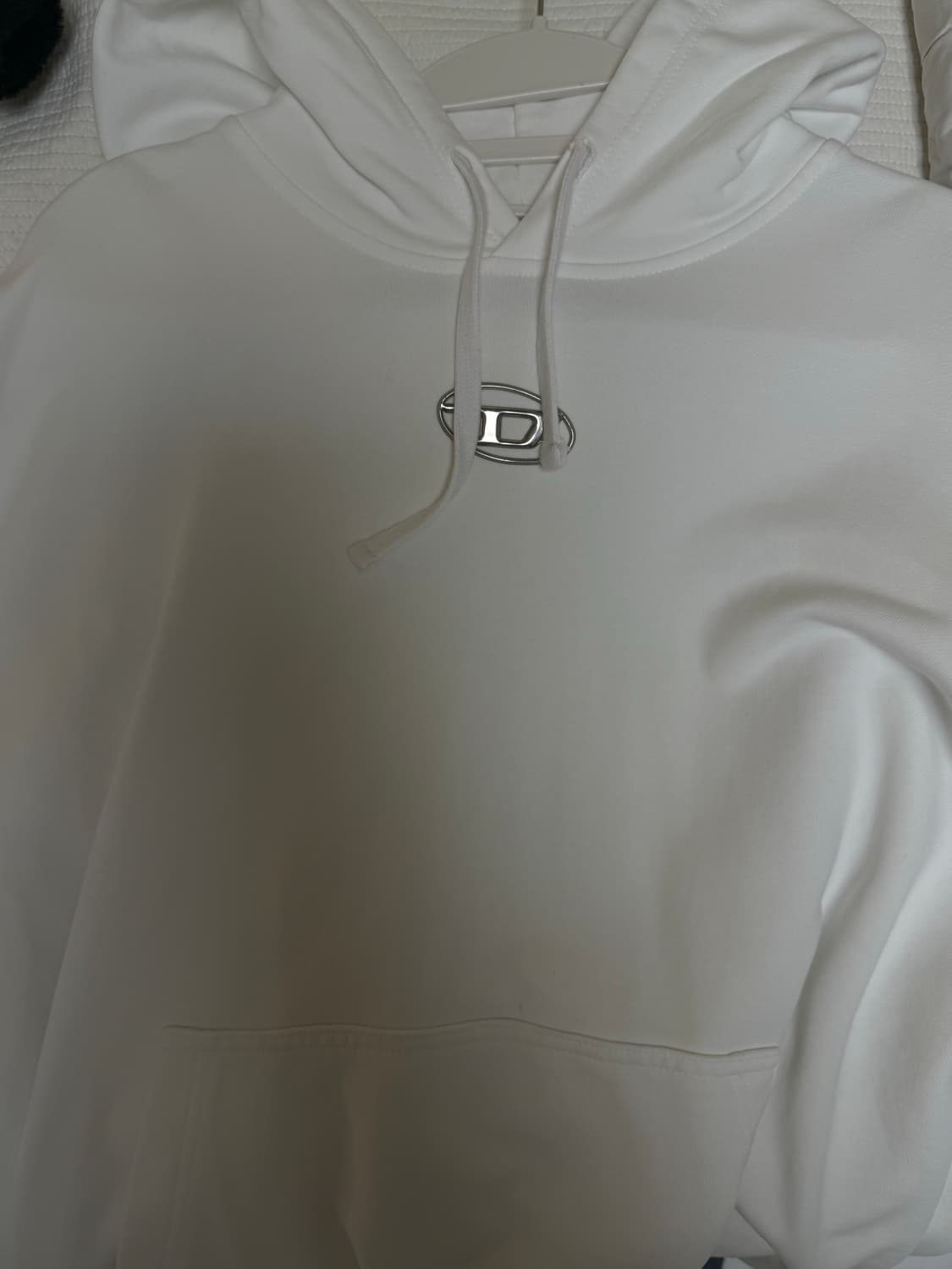 Diesel metal rogo hoodie 디젤 메탈 로고 후드티 상품이미지3