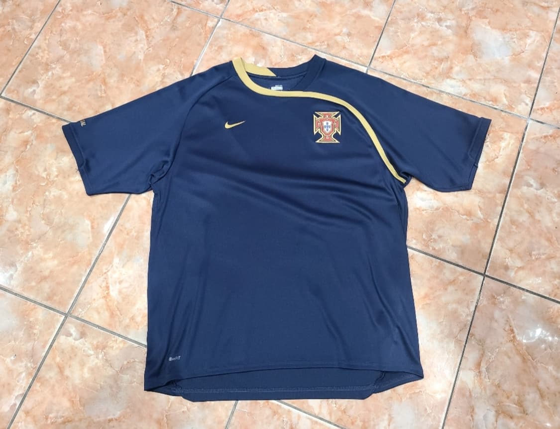 나이키 08 포르투갈 축구 국대 트레이닝셔츠 상품이미지1