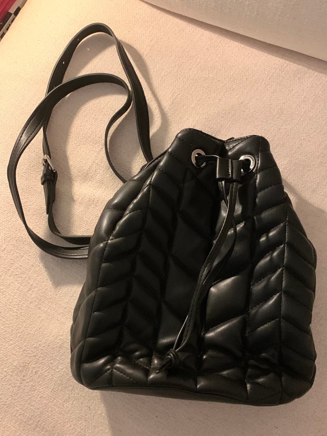 ZARA 자라 퀼팅 버킷 백팩 블랙 가방 상품이미지5
