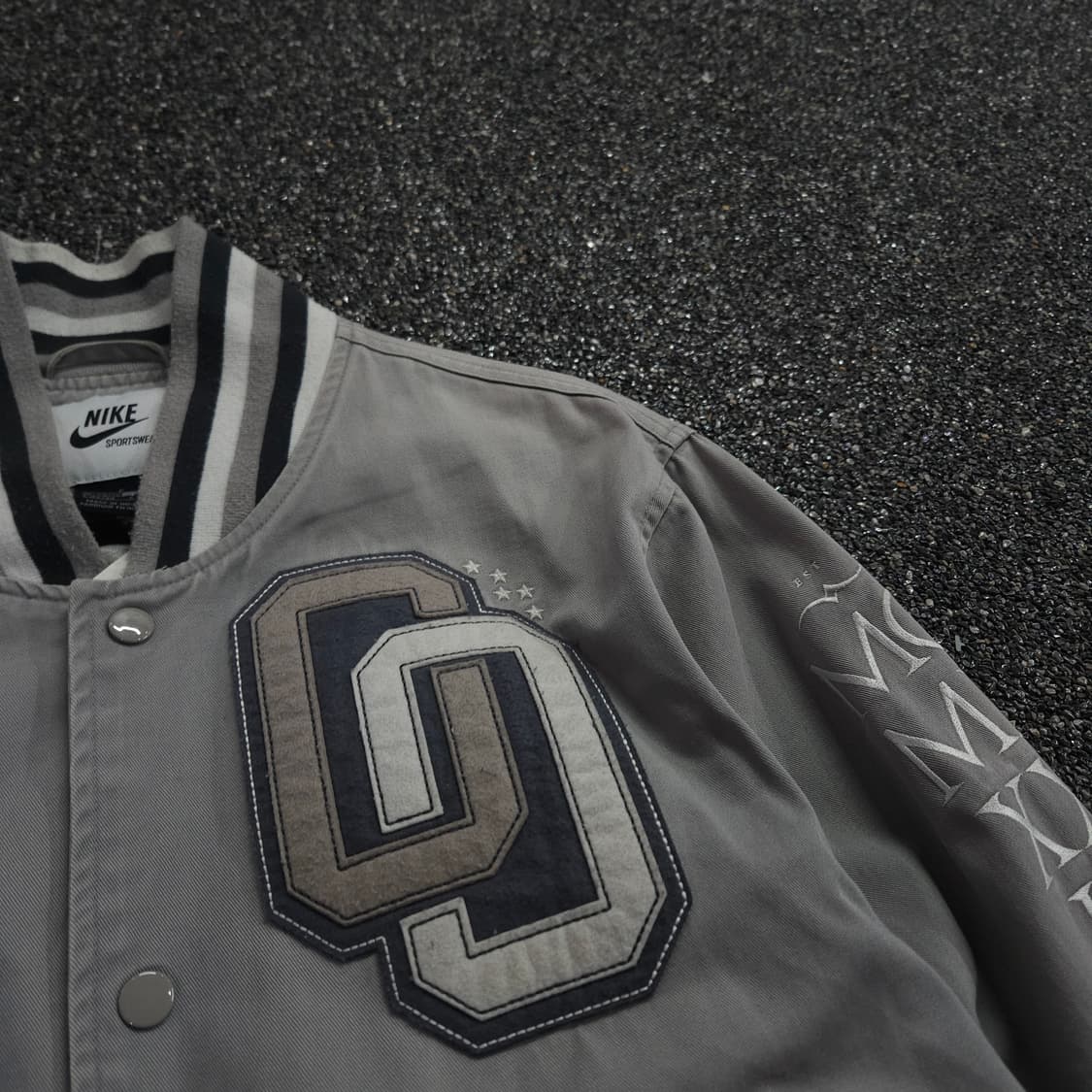 나이키 리미티드 에디션 코튼 봄버 자켓  상품이미지3