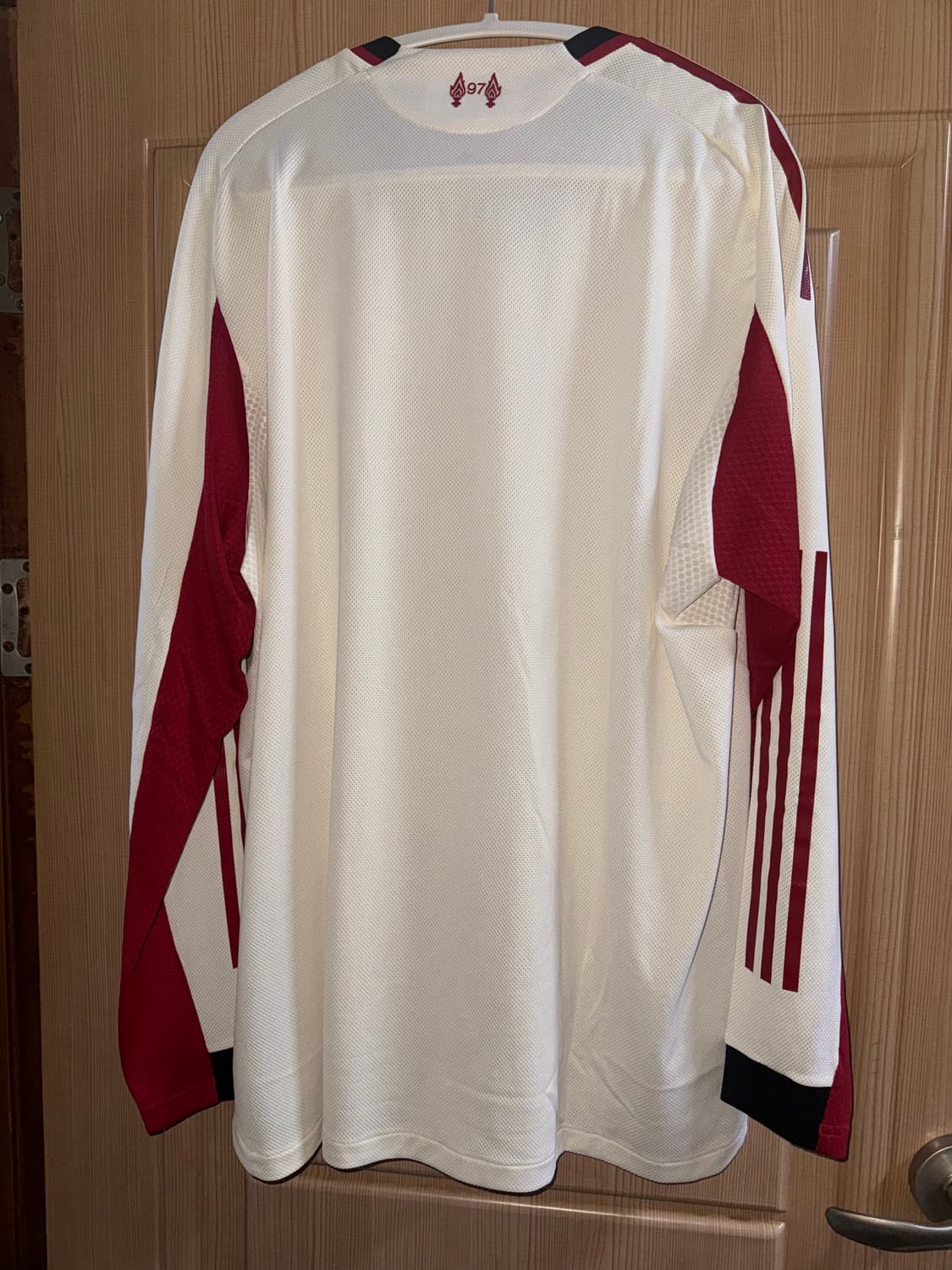 리버풀 아디다스 긴팔 어센틱 상품이미지2