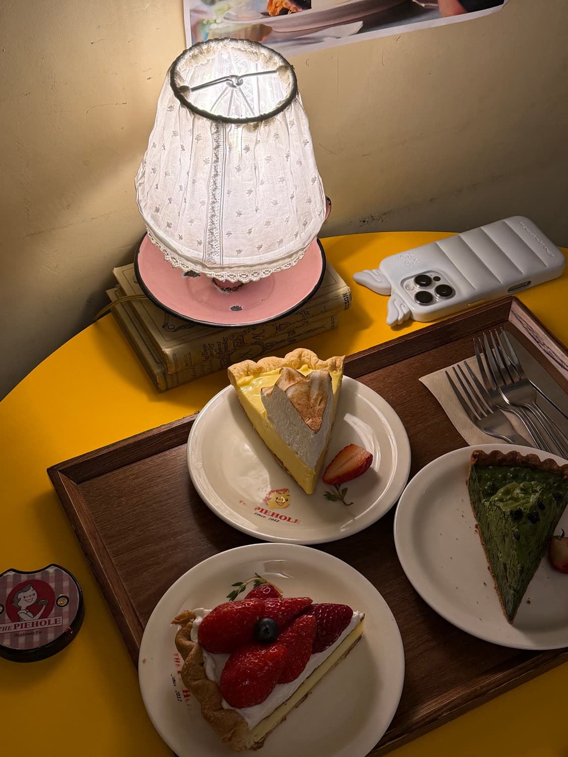 어반소피스티케이션 아이폰 16프로 상품이미지1