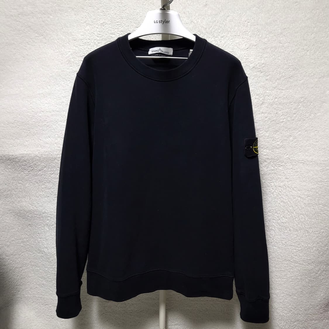 [정품] L / 21FW 스톤아일랜드 맨투맨 블랙 상품이미지1