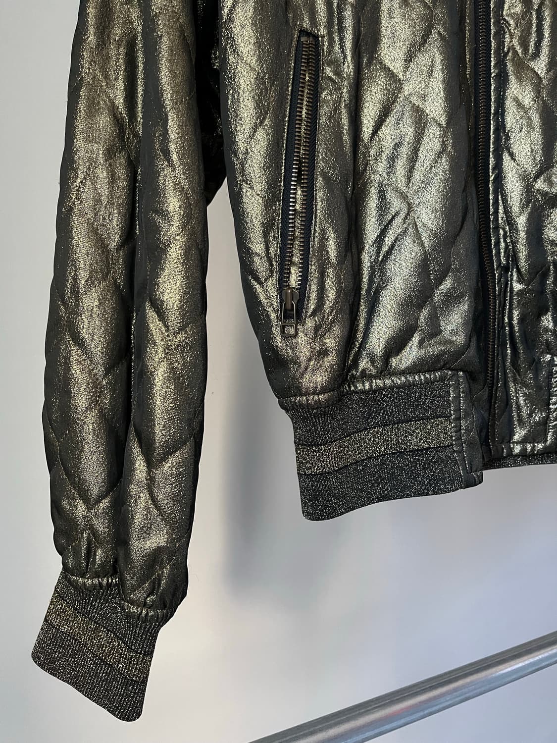 FICCE Yoshiyuki Konishi Glitter Bomber 상품이미지7