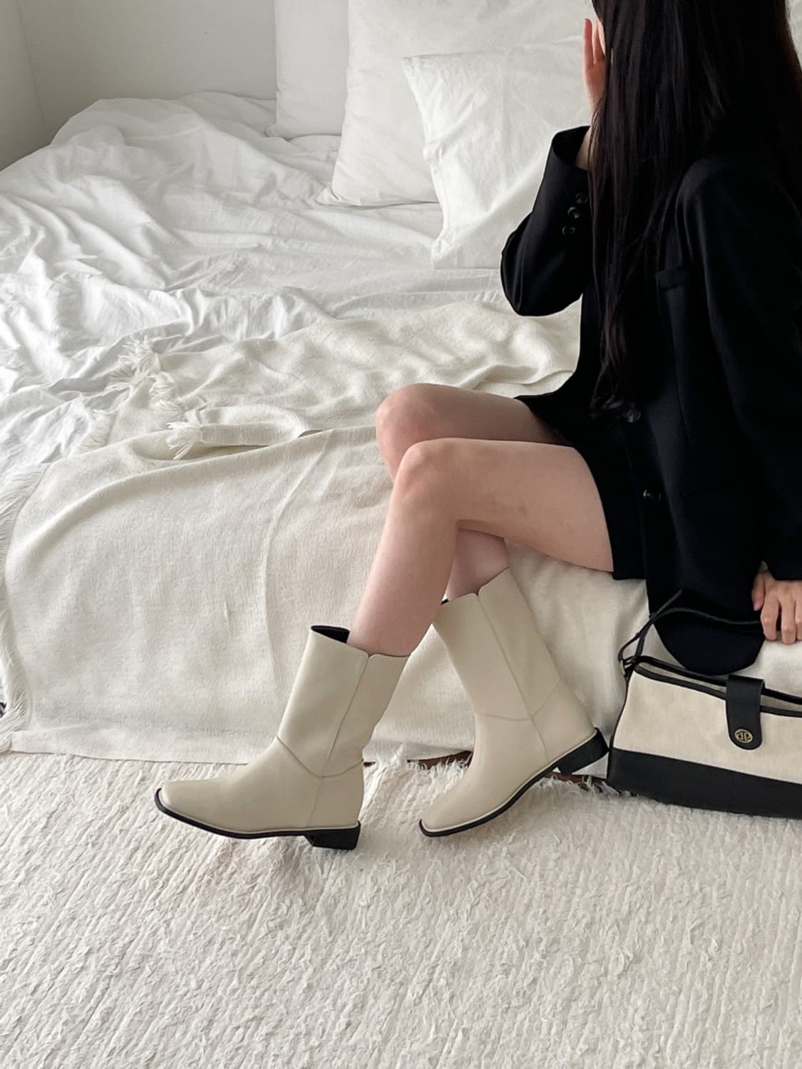 새상품 / 소가죽 미들부츠 아이보리 245 상품이미지2