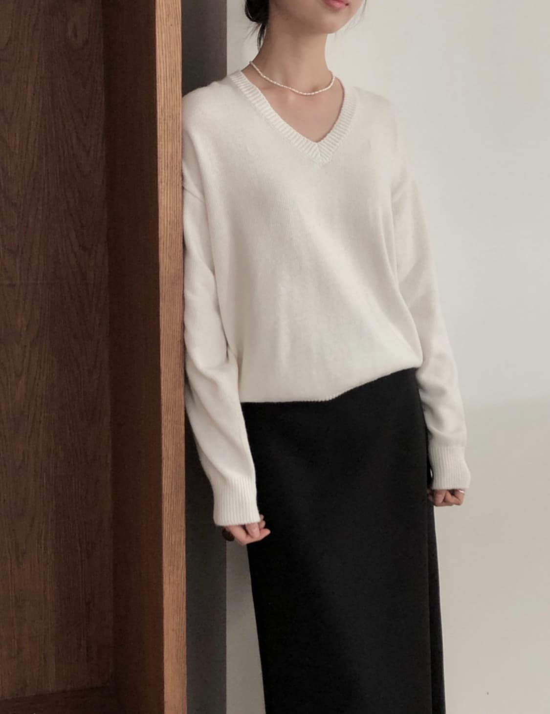 르버터 캐시 브이넥 니트 아이보리 상품이미지2
