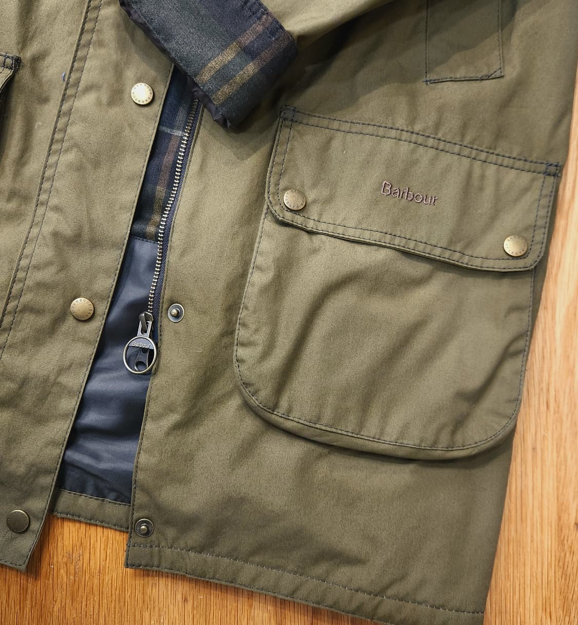 (새상품)바버 뷰포트 왁스자켓 남녀공용 상품이미지5