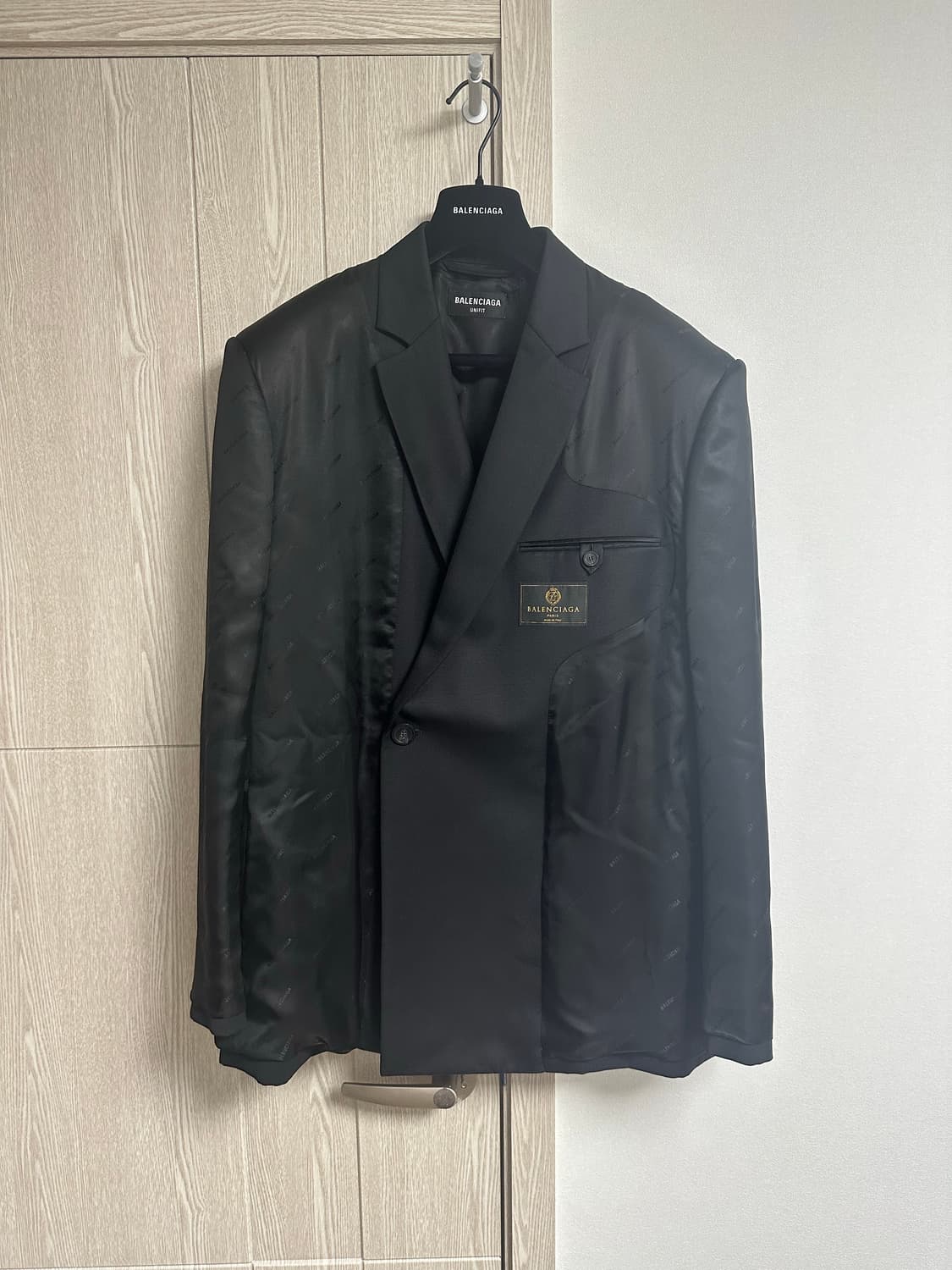 발렌시아가 인사이드 아웃 블레이저 상품이미지1