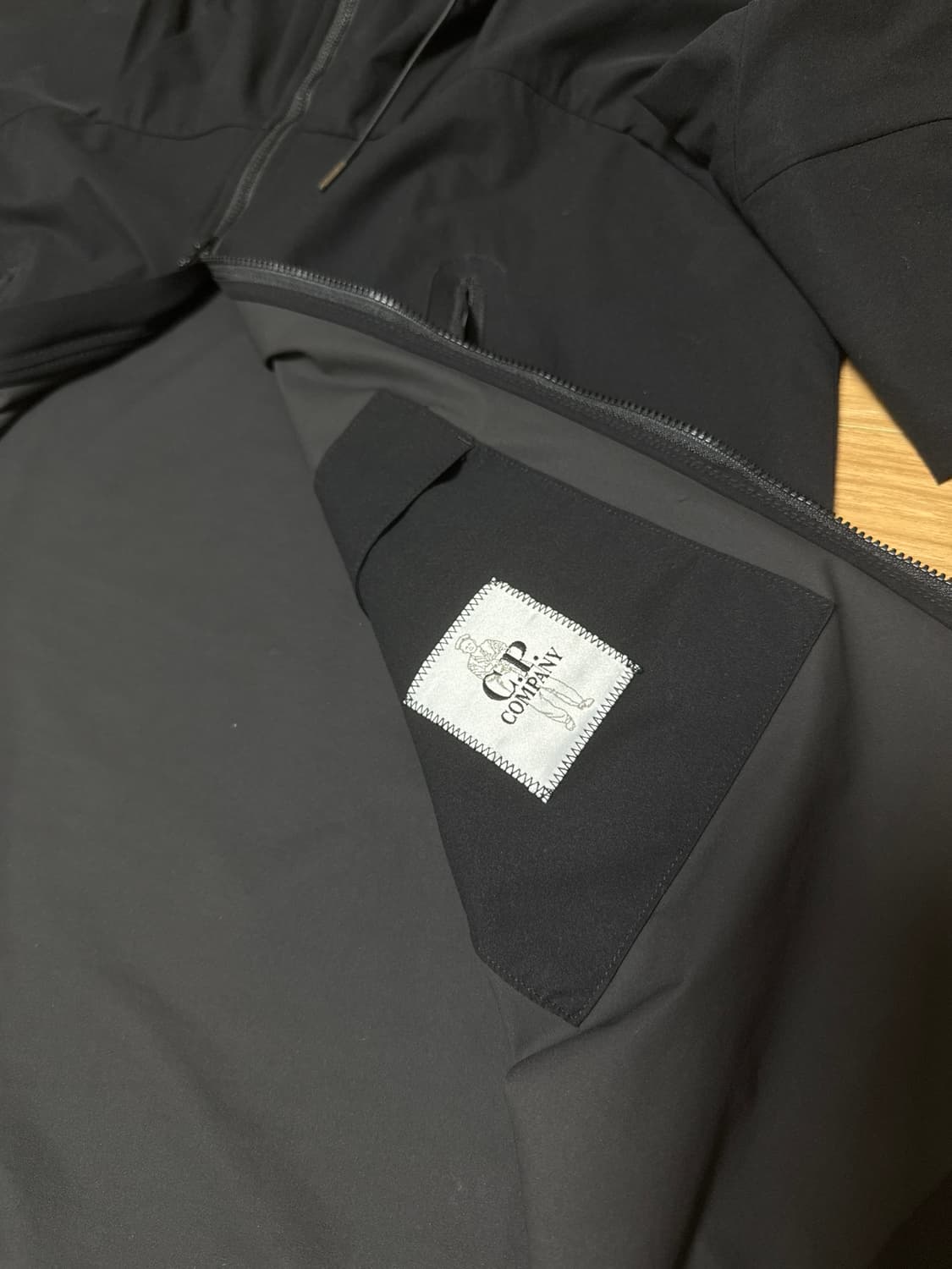 cp컴퍼니 프로텍 바람막이 상품이미지3