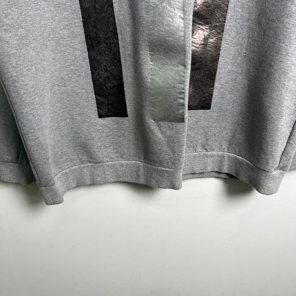 미하라 야스히로 테이핑 디테일 배색 그레이 맨투맨 50 상품이미지5