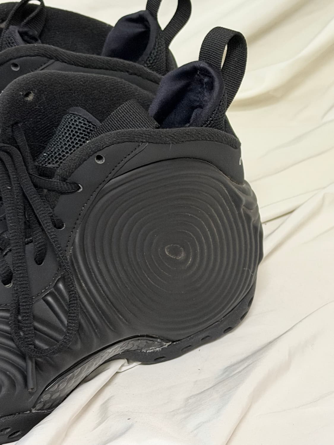 나이키 x 꼼데가르송 옴므 플러스 에어 폼포짓 원 블랙 상품이미지3