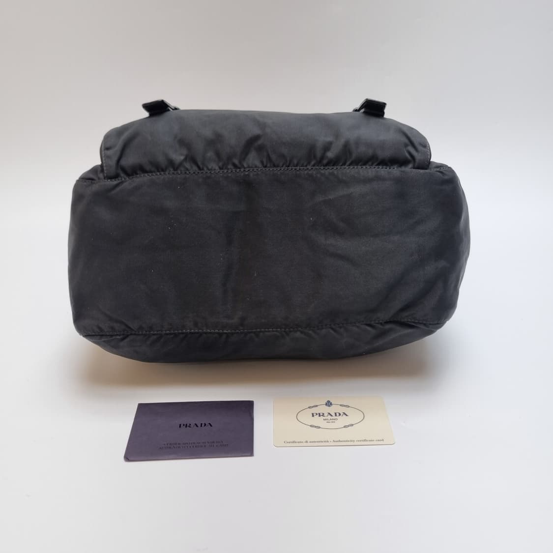 프라다 PRADA 투버클 메신저백 크로스백 남여공용 (신형, 개런티카드) 상품이미지7