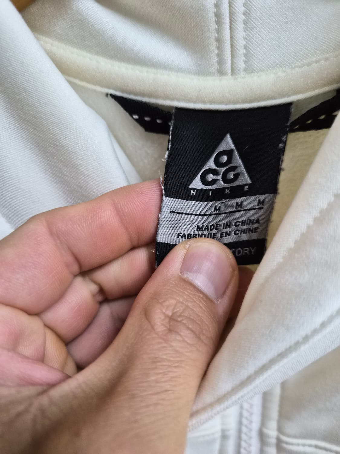 우먼 M) 나이키 ACG 화이트 져지 팝니다 상품이미지5